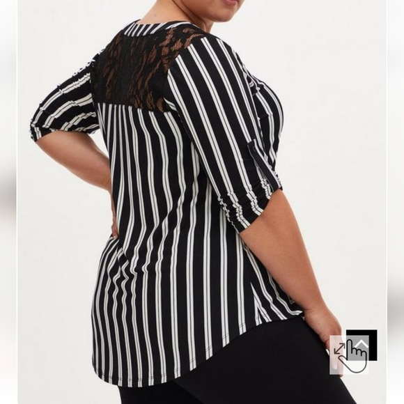 Torrid Studio Knit Lake Yoke Harper Top Size 3 - Picture 11 of 13